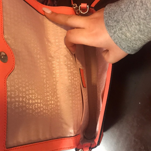 kate spade crossbody - Picture 3 of 3